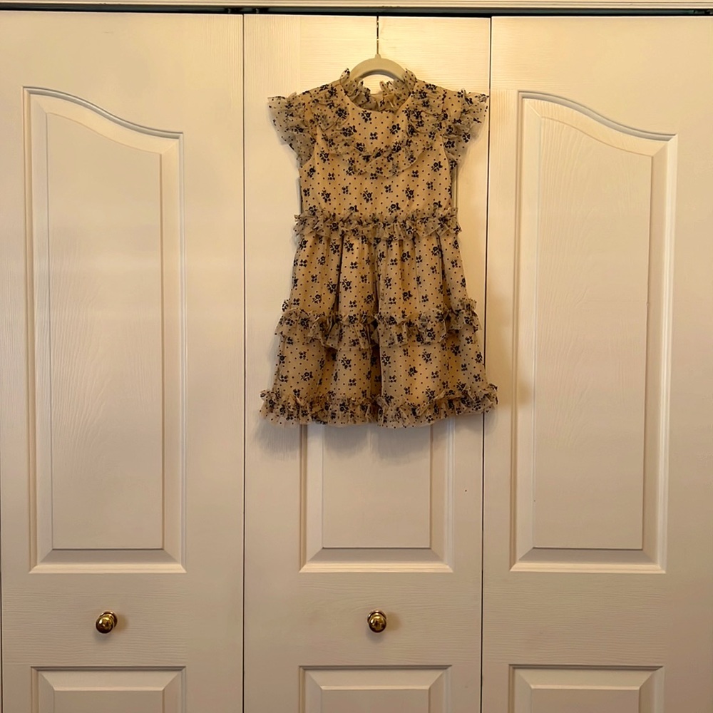 Girls dress size 6